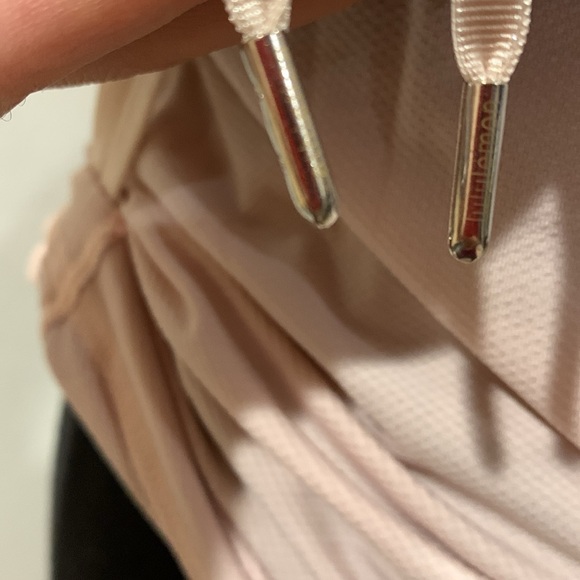 LULULEMON TANK TOP RUFFLE SIDE BABY PINK/ MAROON SIZE 4 - Picture 8 of 9